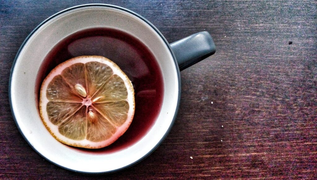 マネジメント経験とは何か、具体例を交えて解説しますか？