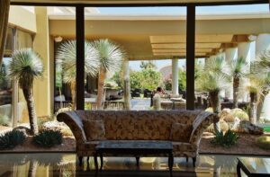 年収アップを目指す転職でSIerから自社開発へ転向することで年収は増加するのか？